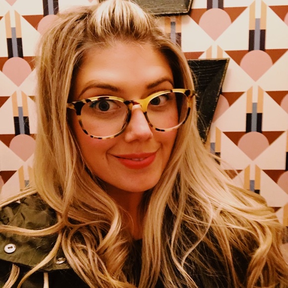 Meet your Posher, Mistie - Picture 1 of 1